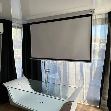 L'escale Royale - Rhin - Strasbourg 船屋