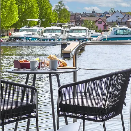 Botel L'escale Royale - Rhin - Strasbourg *
