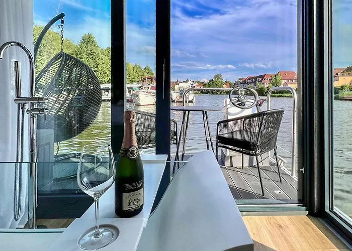 L'escale Royale - Rhin - Strasbourg 萨维尔纳